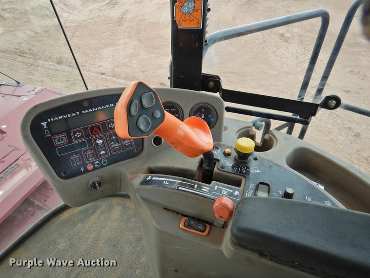 image for item DI0047 2012 MacDon M205 windrower