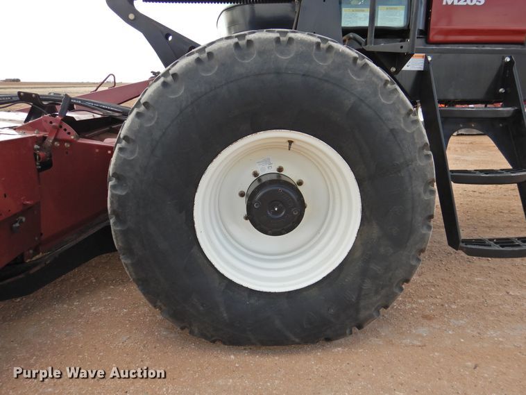 image for item DI0047 2012 MacDon M205 windrower