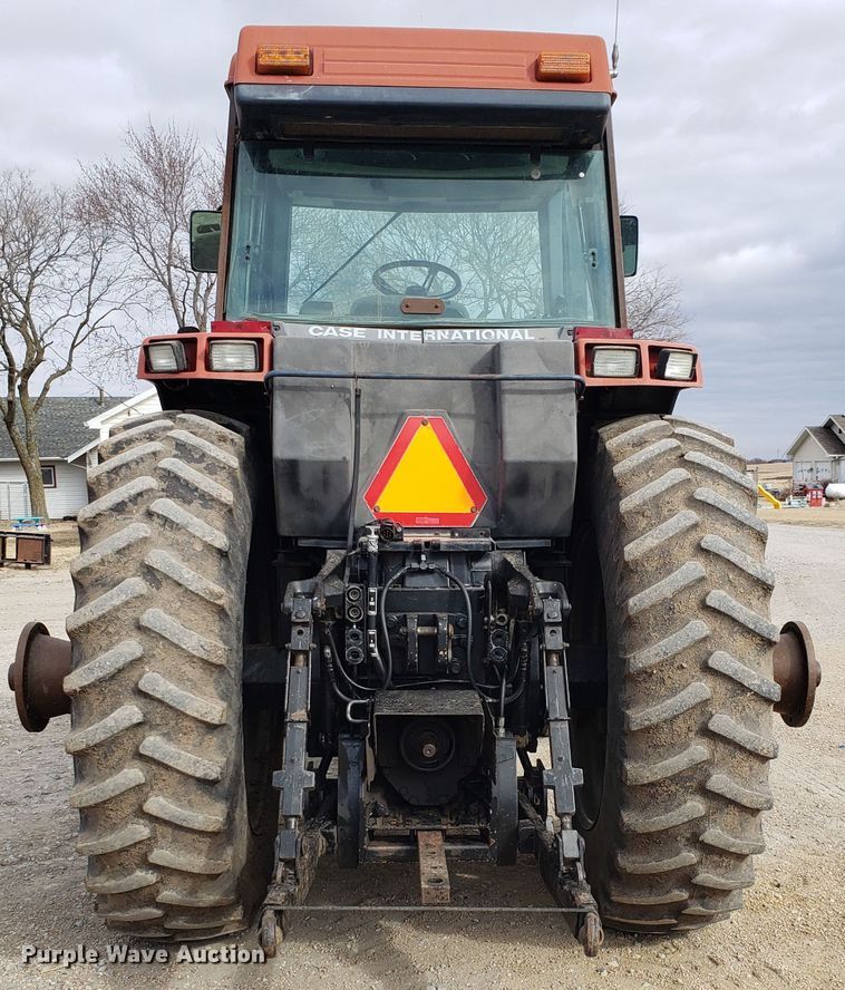 image for item ER9913 1990 Case IH 7130 tractor