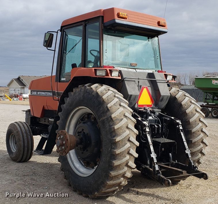 image for item ER9913 1990 Case IH 7130 tractor