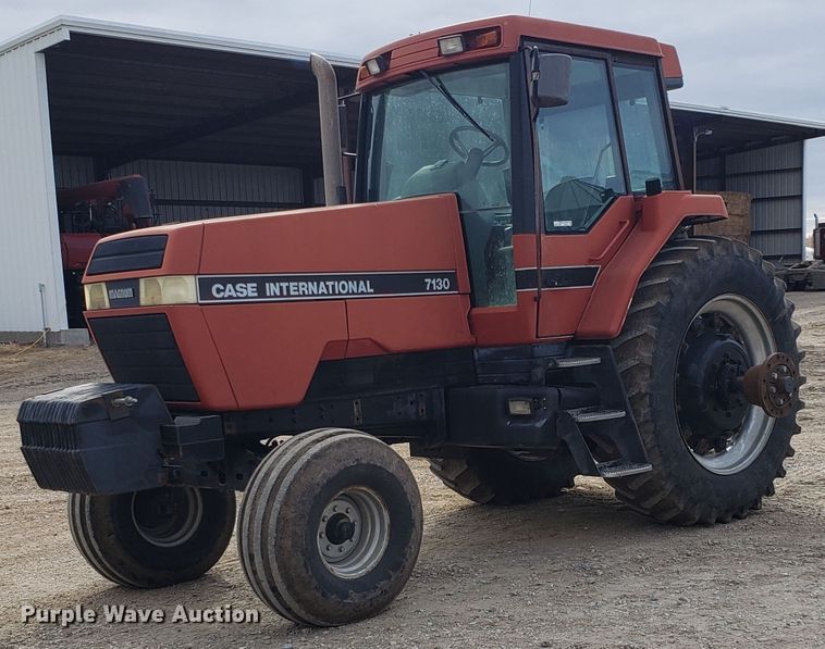 image for item ER9913 1990 Case IH 7130 tractor