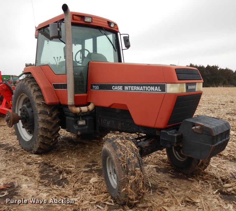 image for item ER9913 1990 Case IH 7130 tractor