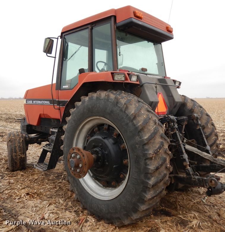 image for item ER9913 1990 Case IH 7130 tractor
