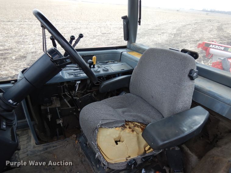 image for item ER9913 1990 Case IH 7130 tractor