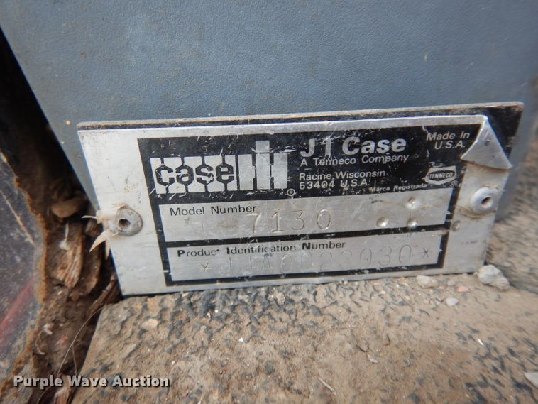 image for item ER9913 1990 Case IH 7130 tractor