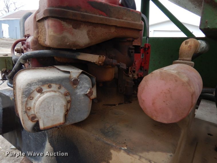 image for item ER9914 Huskee 225 seed tender trailer