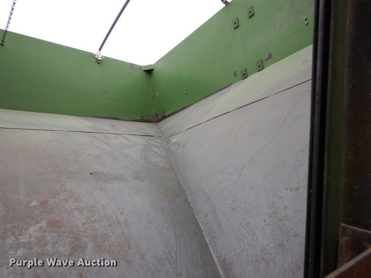 image for item ER9914 Huskee 225 seed tender trailer