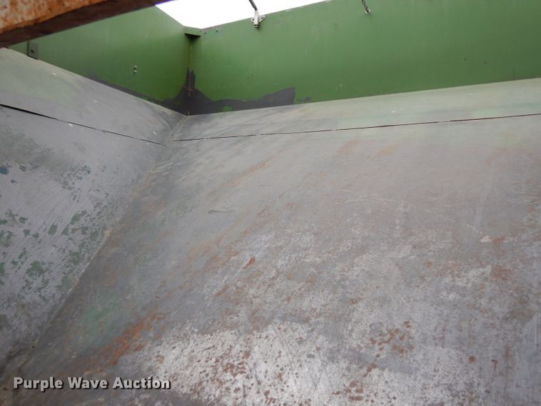 image for item ER9914 Huskee 225 seed tender trailer