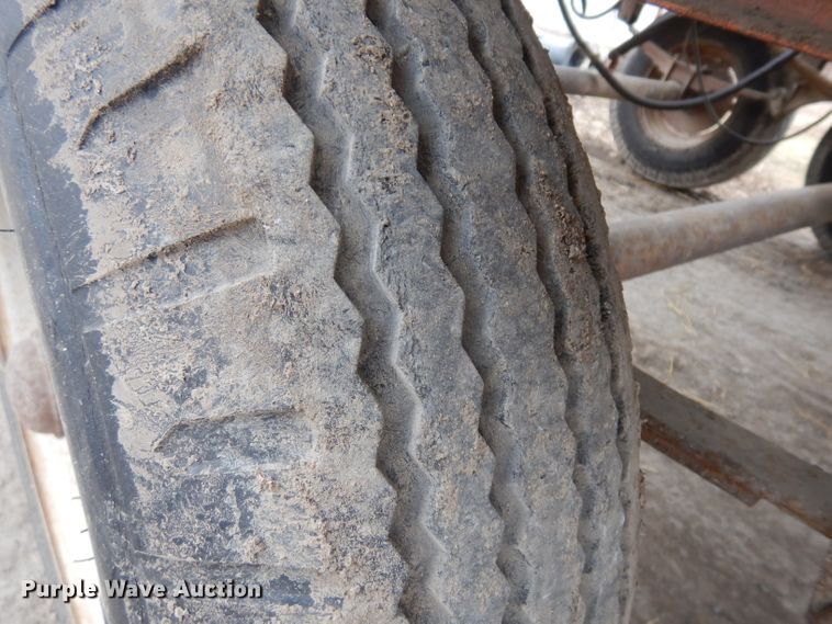 image for item ER9914 Huskee 225 seed tender trailer