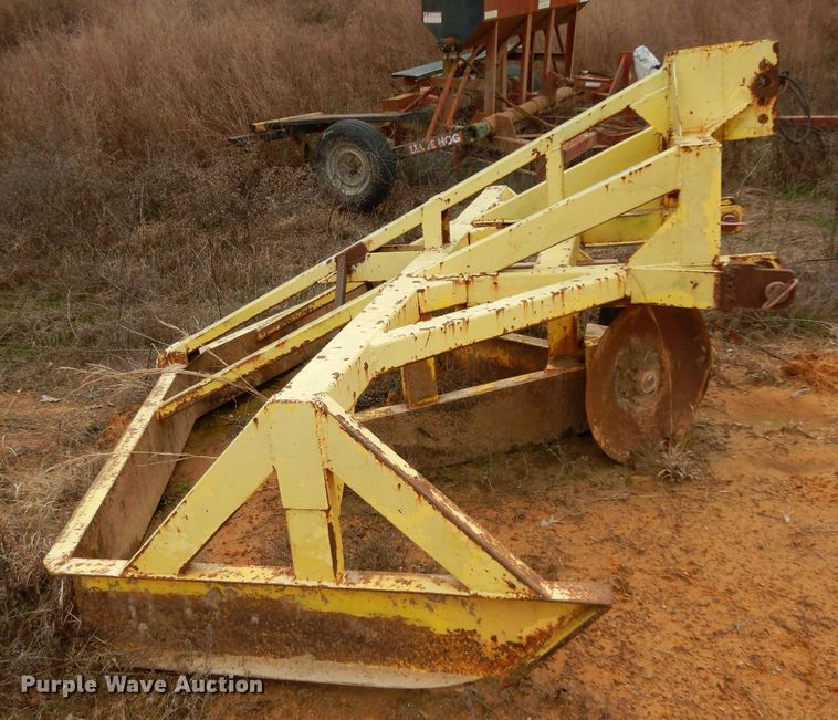 image for item FU9753 Ditcher