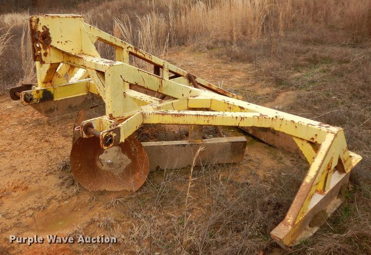 image for item FU9753 Ditcher