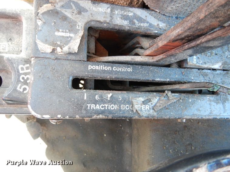 image for item GB9799 1978 Allis Chalmers 7045 tractor