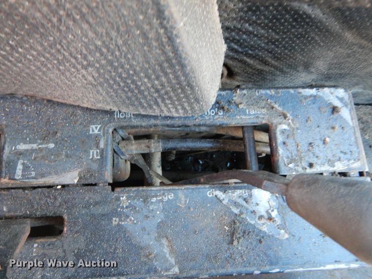 image for item GB9799 1978 Allis Chalmers 7045 tractor