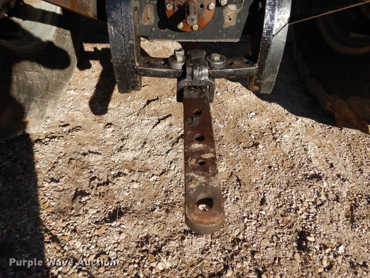 image for item GB9799 1978 Allis Chalmers 7045 tractor