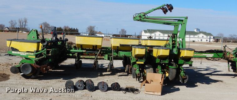 image for item GE9130 John Deere 1770 Max Emerge Plus conservation planter