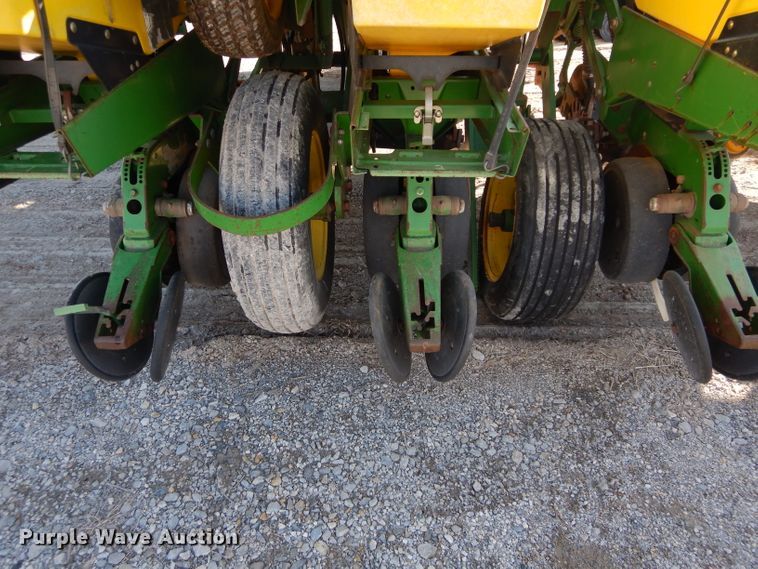 image for item GE9130 John Deere 1770 Max Emerge Plus conservation planter
