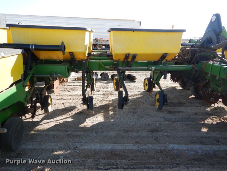 image for item GE9130 John Deere 1770 Max Emerge Plus conservation planter