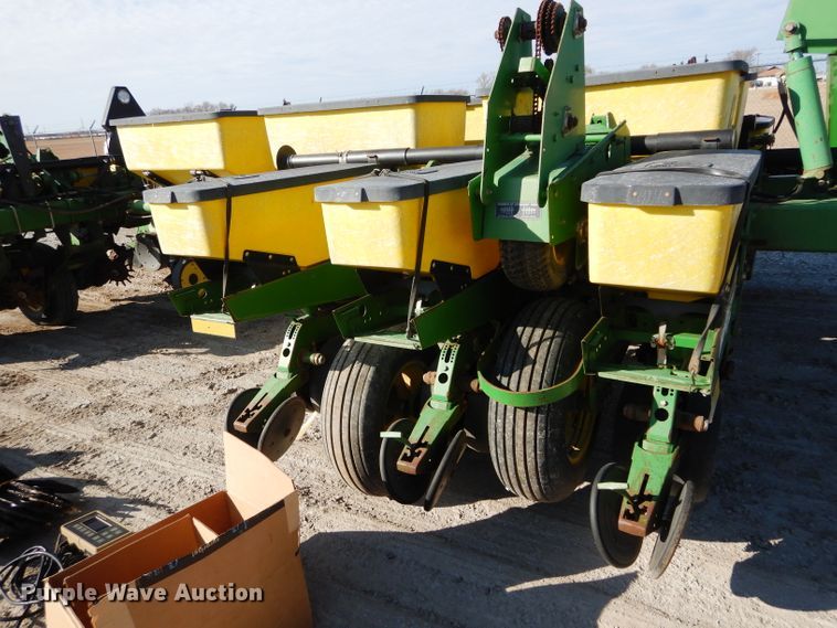 image for item GE9130 John Deere 1770 Max Emerge Plus conservation planter