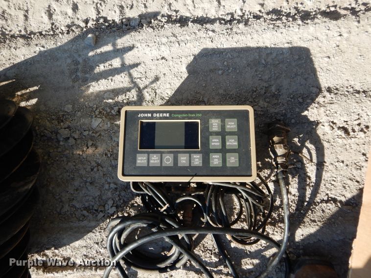 image for item GE9130 John Deere 1770 Max Emerge Plus conservation planter