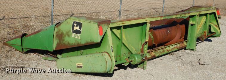 image for item GE9131 John Deere 653 all-crop head