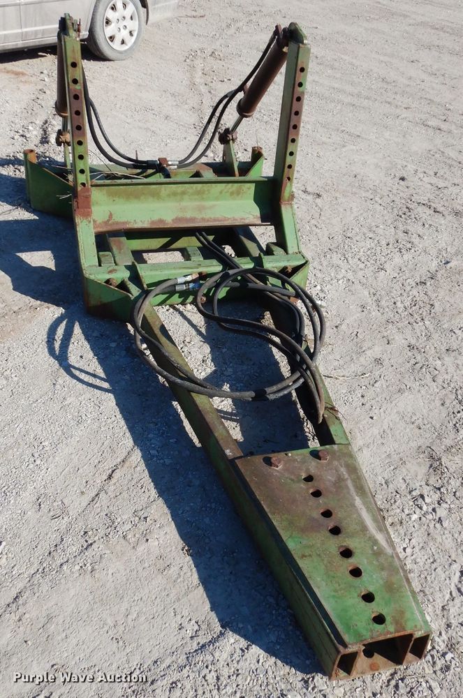 image for item GE9133 John Deere 00524 dozer blade