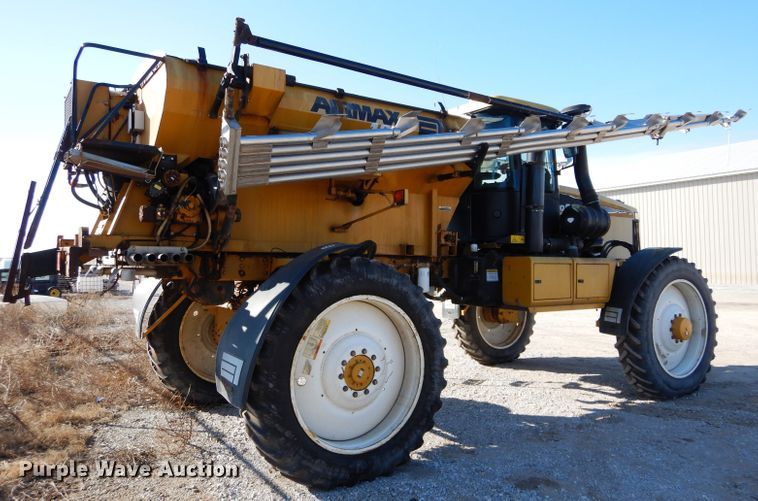 image for item GE9134 Ag-Chem RoGator 1274C applicator