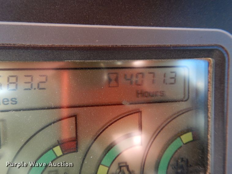 image for item GE9134 Ag-Chem RoGator 1274C applicator