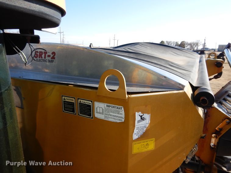 image for item GE9134 Ag-Chem RoGator 1274C applicator