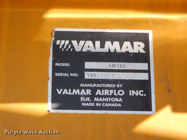 image for item GE9134 Ag-Chem RoGator 1274C applicator