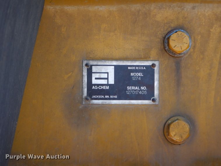 image for item GE9134 Ag-Chem RoGator 1274C applicator