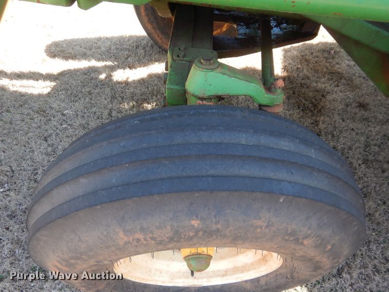 image for item GE9166 John Deere 4230 tractor