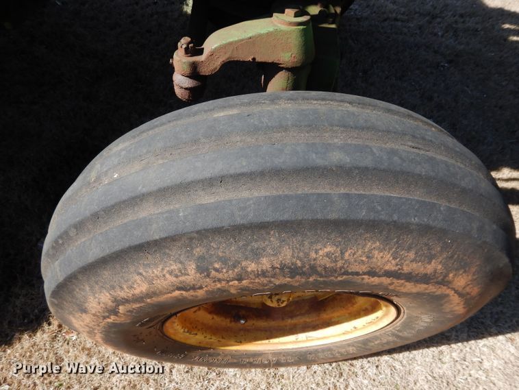 image for item GE9166 John Deere 4230 tractor