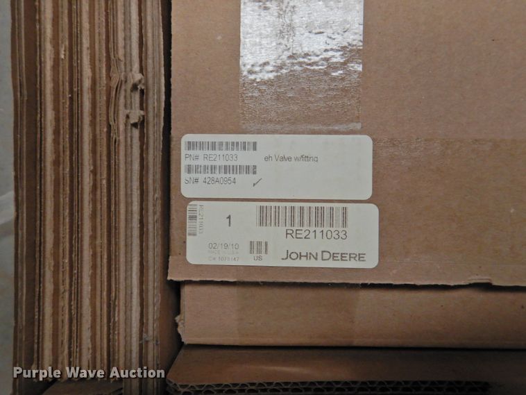 image for item GN9718 John Deere AutoTrac kit