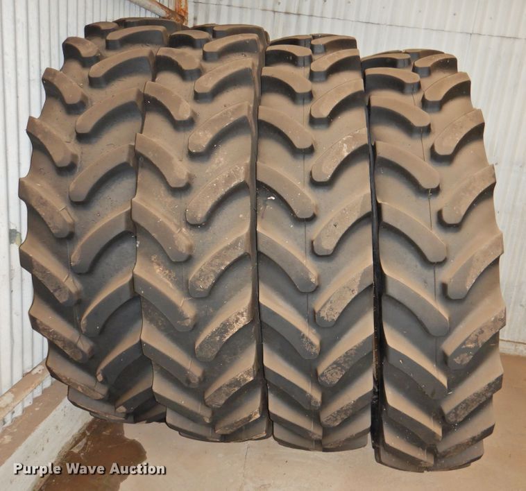 image for item GN9729 (4) Firestone IF 380/90R46 tires