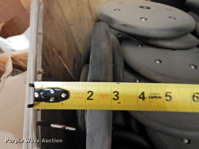 Packing wheels in Plainview, TX Item GN9740 sold Purple Wave