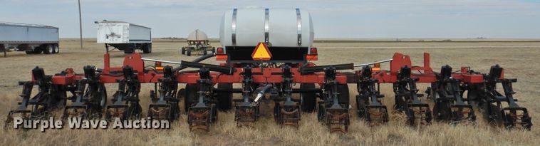 image for item GN9756 Case IH NTX5310 strip-till