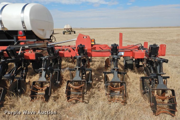 image for item GN9756 Case IH NTX5310 strip-till