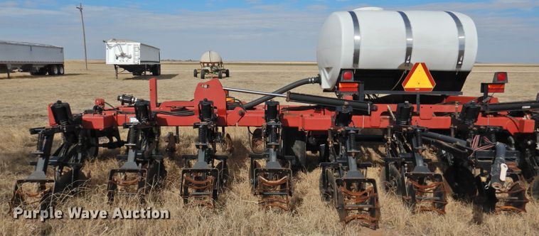 image for item GN9756 Case IH NTX5310 strip-till