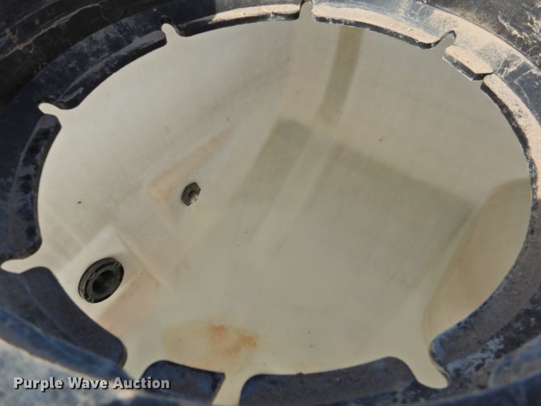 image for item GN9756 Case IH NTX5310 strip-till