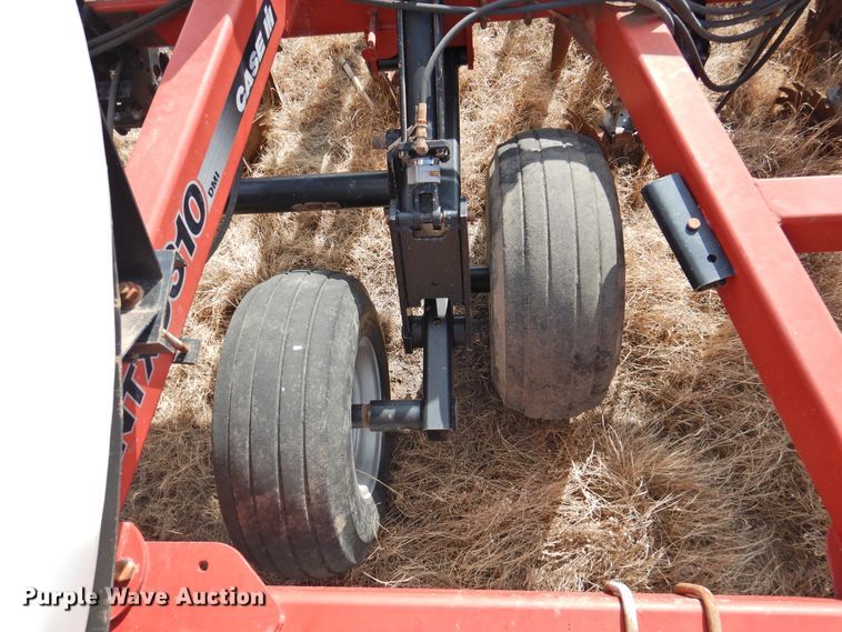 image for item GN9756 Case IH NTX5310 strip-till