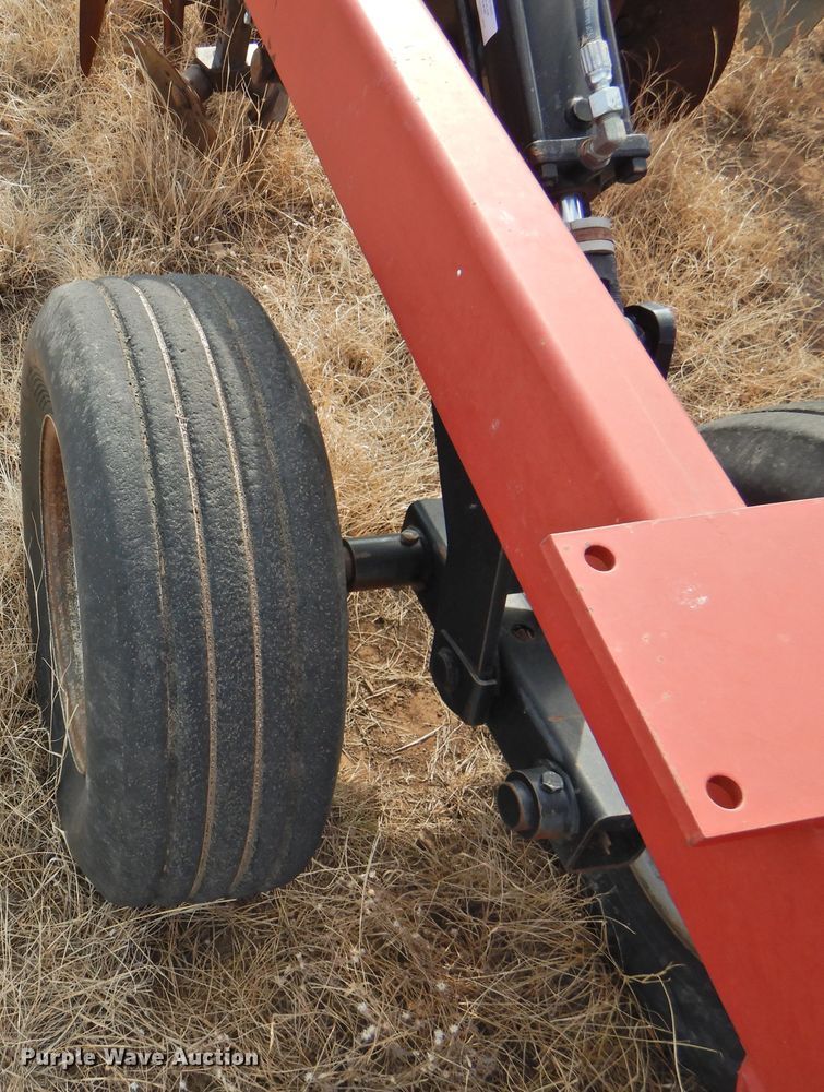 image for item GN9756 Case IH NTX5310 strip-till