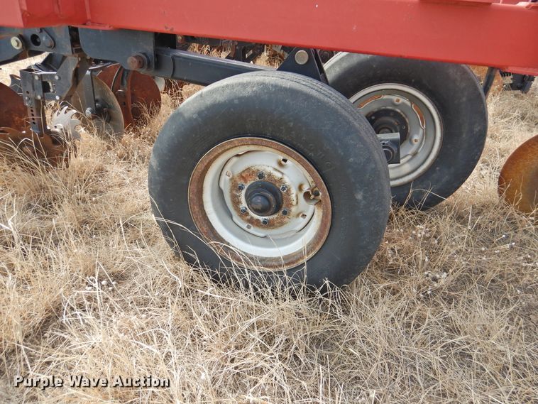 image for item GN9756 Case IH NTX5310 strip-till