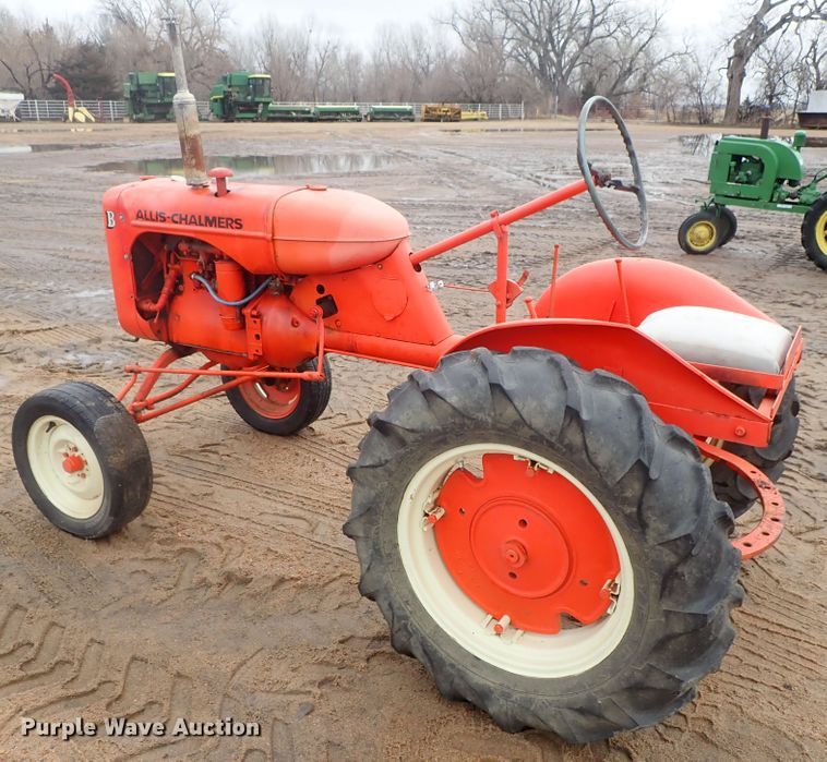 image for item GR9003 Allis Chalmers B tractor