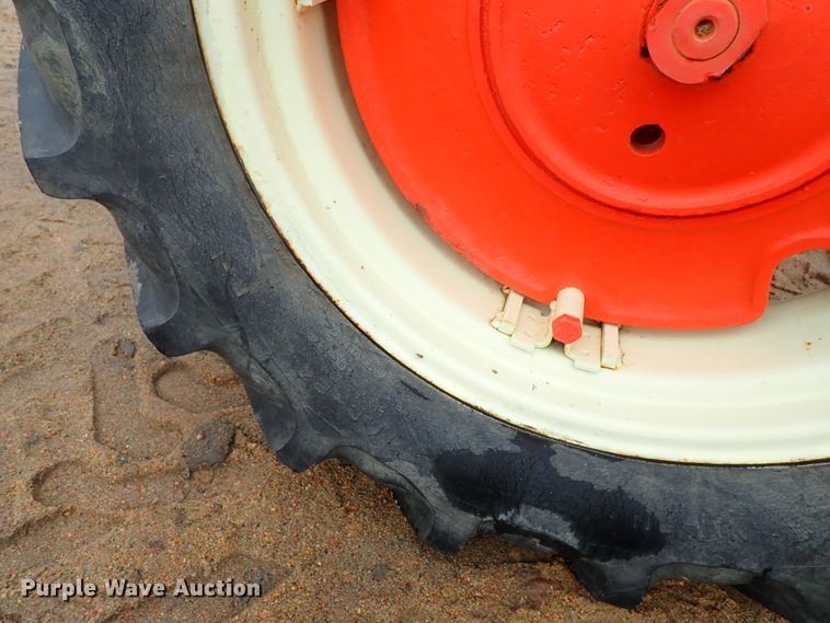 image for item GR9003 Allis Chalmers B tractor