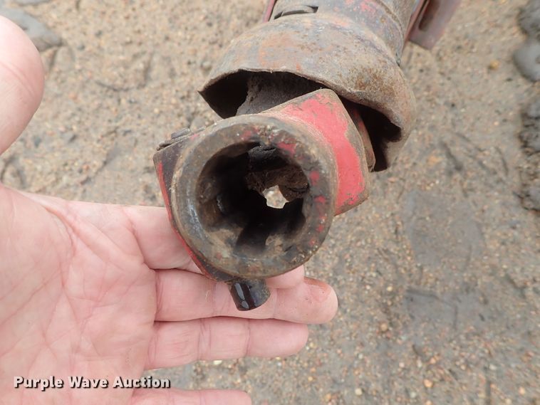 image for item GR9013 New Holland 271 Hayliner square baler