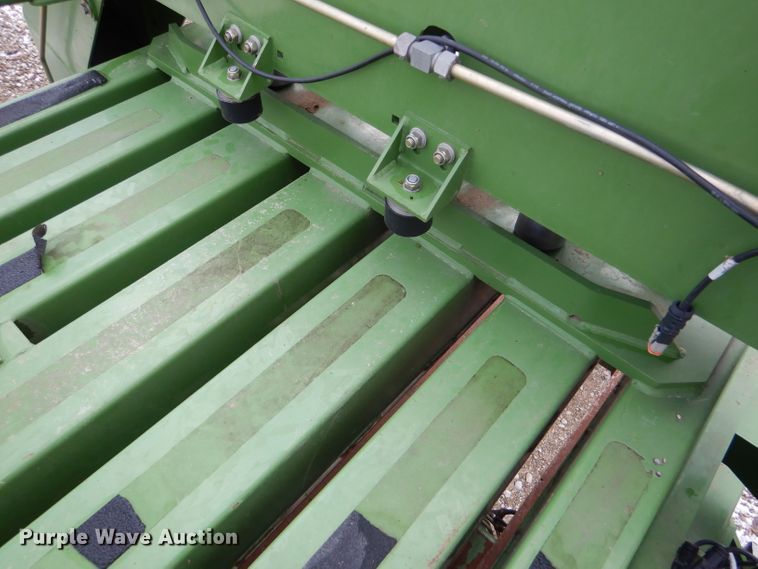 image for item GX9761 2013 Krone Big Pack 1290 HDP High Speed large square baler