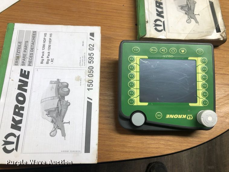 image for item GX9761 2013 Krone Big Pack 1290 HDP High Speed large square baler