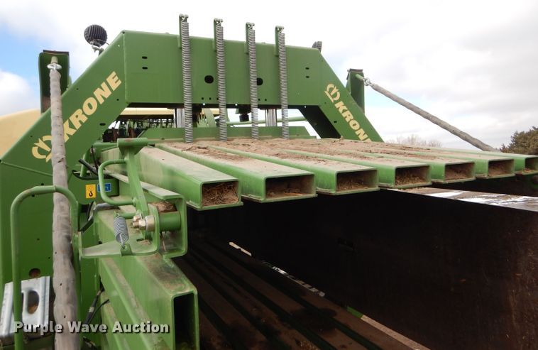 image for item GX9762 2014 Krone Big Pack 1290 HDP High Speed large square baler