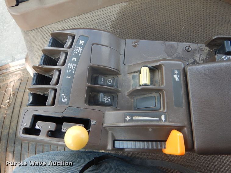 image for item GX9765 2008 John Deere 8130 MFWD tractor