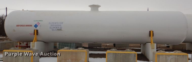 image for item GX9775 Anhydrous ammonia bulk tank